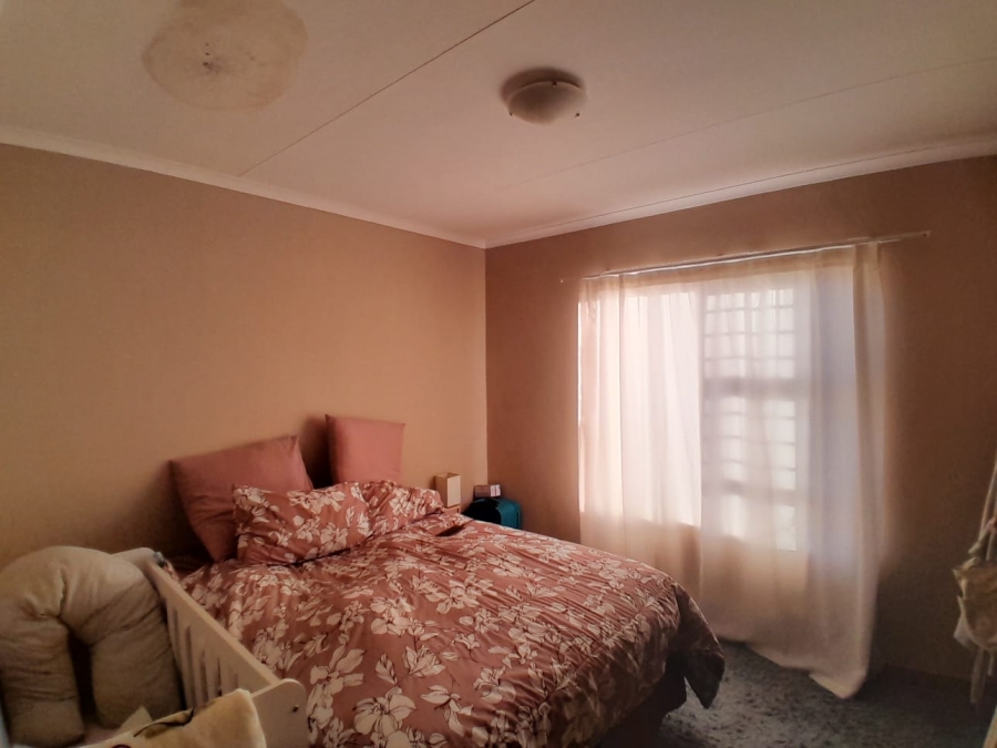 2 Bedroom Property for Sale in Kathu Northern Cape